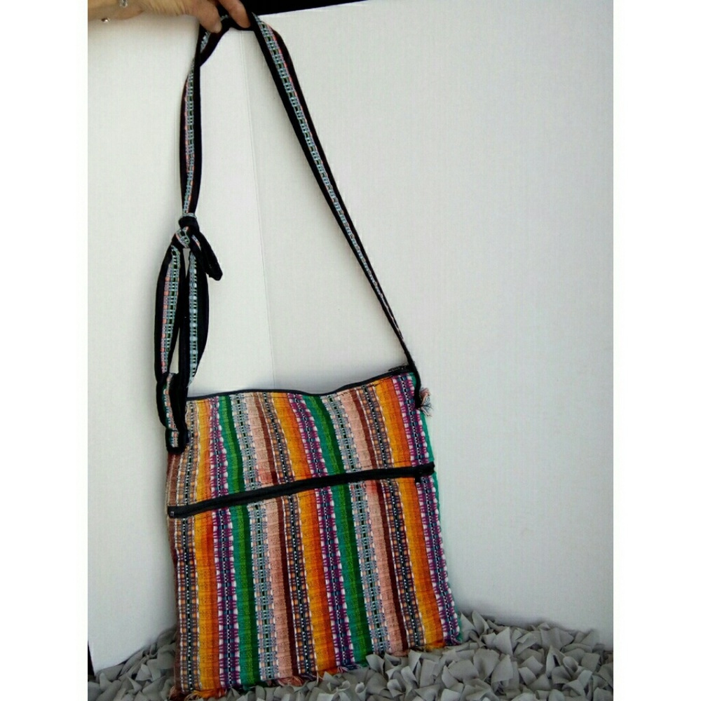 Live worldly crossbody bag